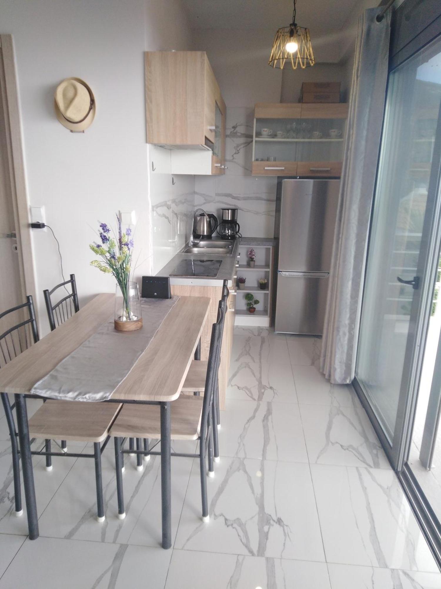 Ocean View Apartment Ratzaklíon エクステリア 写真